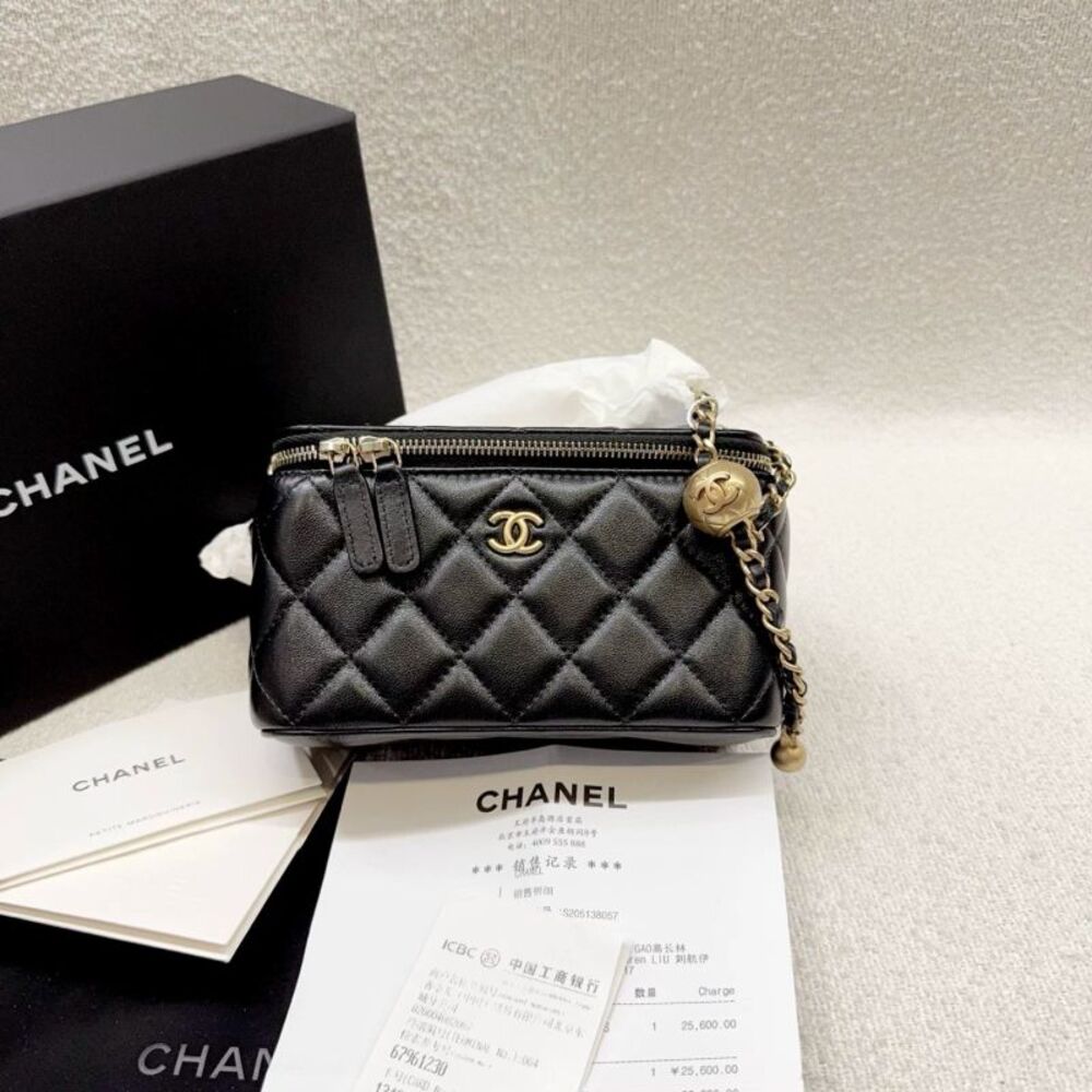 Chanel Women Pre-Loved Bag Brand New Condition